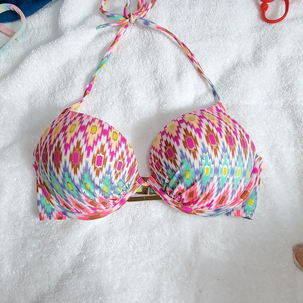 Victoria secret bombshell